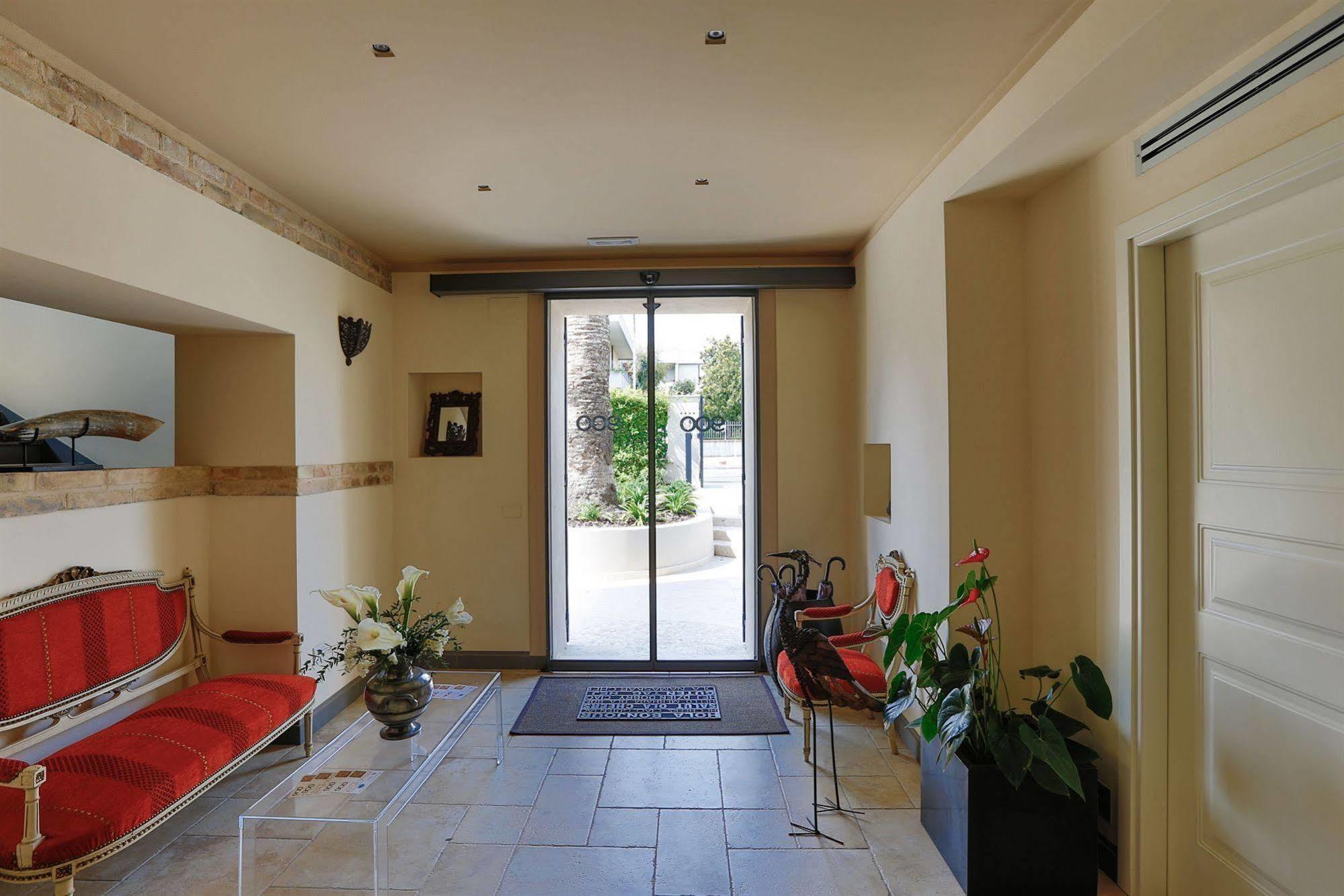 Hotel 900 Giulianova Exterior photo